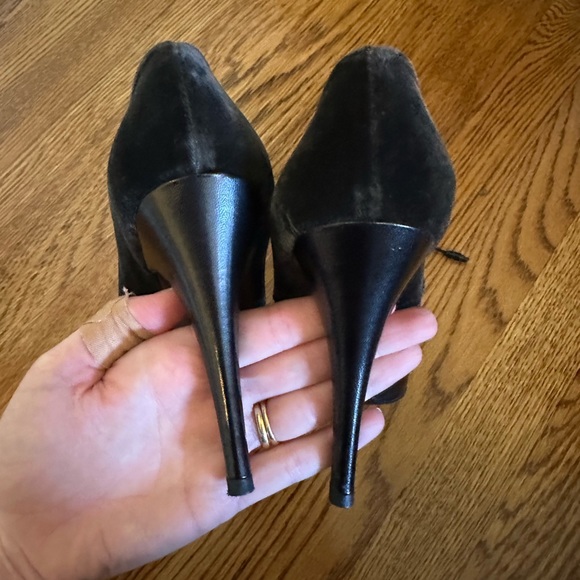 VTG Late 90s Stuart Weitzman Black High Heels Women's Size 8.5 Satin Leather - Picture 5 of 5